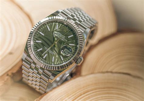 entry level mens rolex|Altro.